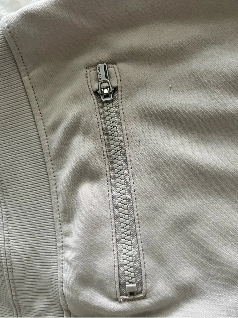 Athleta Venice Wide Leg Pull-On Pants in color Willow - Picture 10 of 12